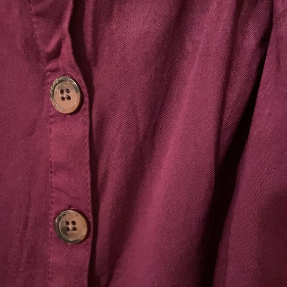 Torrid purple button up camisole top size 1 - Picture 2 of 2